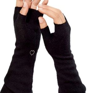 Ariana Grande Cozy Arm Warmers